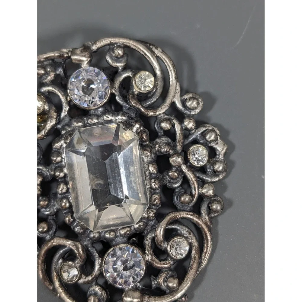 Vintage Rhinestone Dress Clip Silver Tone Ornate Fur Clip Antique Style‎